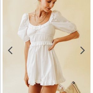 White Verge girl dress